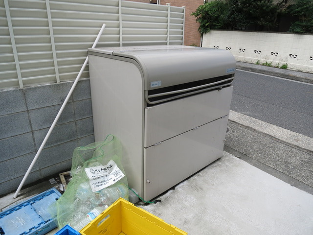 アプリコットのその他共用部分|ごみ置き場です♪
