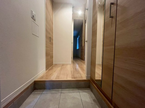 ＭＡＩＳＯＮＣＬＡＩＲＥの玄関