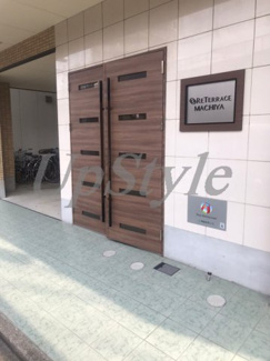 【エントランス】 | リテラス町屋