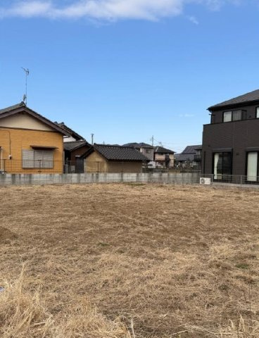 敷地面積107坪　売地　川越市上寺山の外観|更地　広々とした敷地面積107.79坪！日当たり良好です♪長閑な住宅地です♪