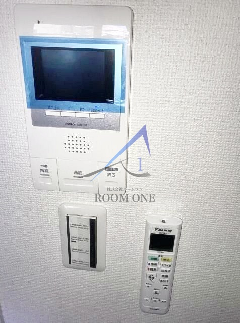 サンレイ市ヶ谷のセキュリティ|モニター付きインターホンです。