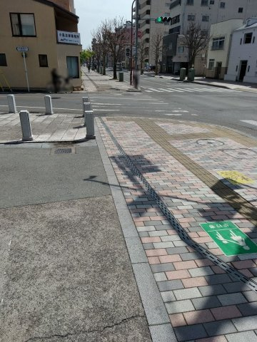 塙田駐車場