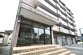 【エントランス】 | NARABU五番館
