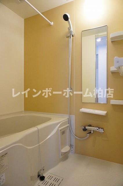【仲介手数料：50％OFF】対象物件！の浴室|追い焚き機能・浴室乾燥機があります