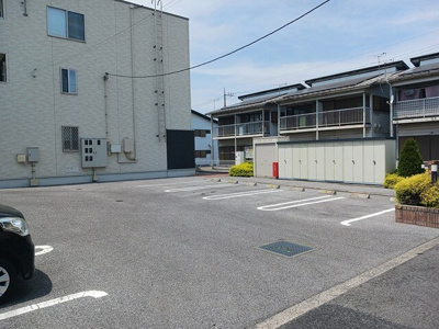 【駐車場】 | グリーンフィールズ | 駐車場完備です