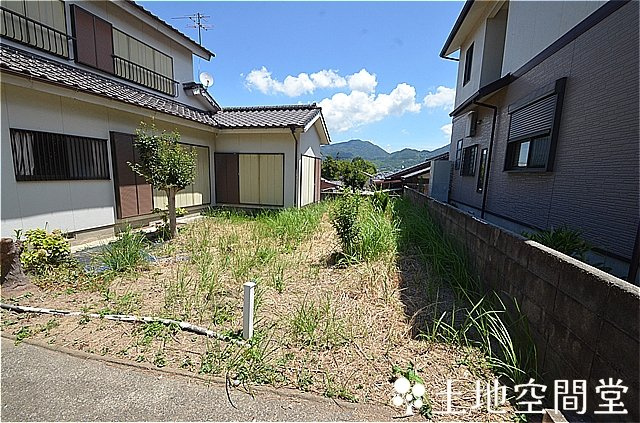 春日台　賃貸戸建ての庭