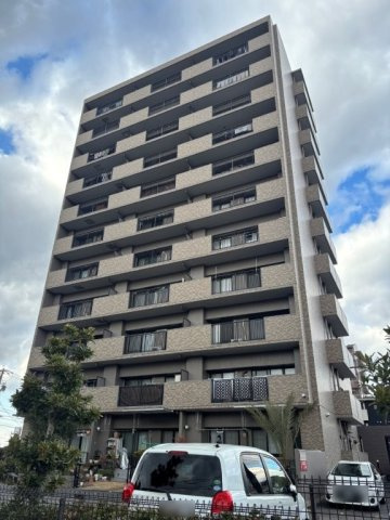 ファミール日進三番館