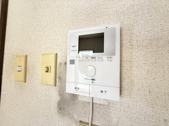 高松市郷東町　中古住宅の防犯設備
