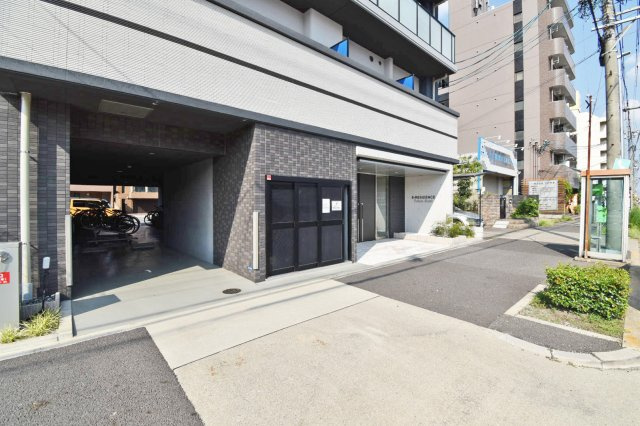 S-RESIDENCE東海通のエントランス|毎日通るエントランスはこのようになっています