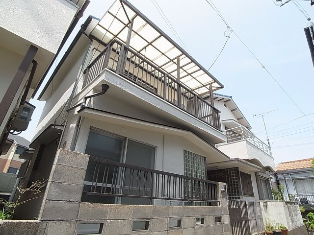鈴蘭台東町5丁目貸家Ⅲの外観|閑静な住環境のリノベーション一戸建て