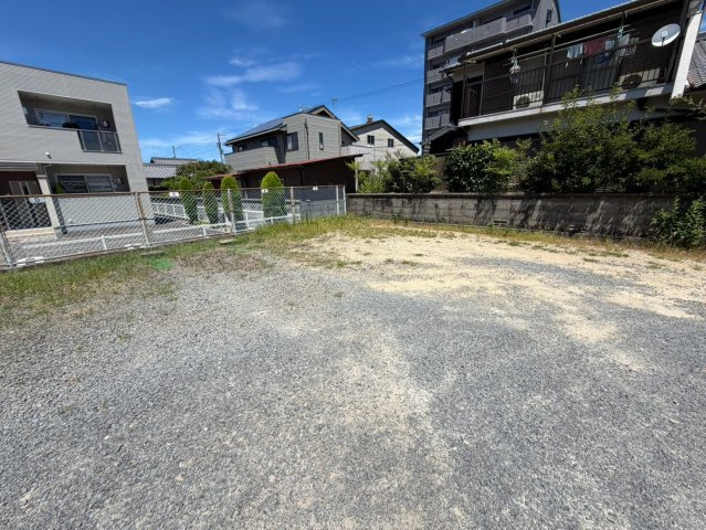愛媛県松山市　一棟の駐車場