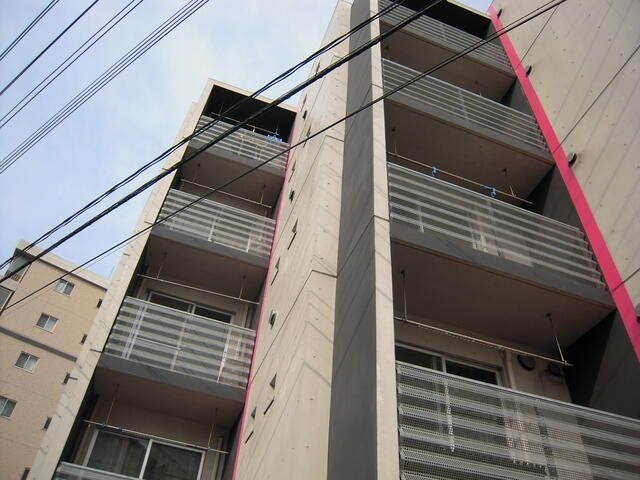 ベルクレール伍番館の外観