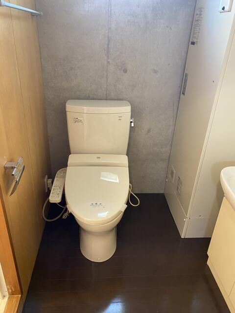 ベルクレール伍番館のトイレ