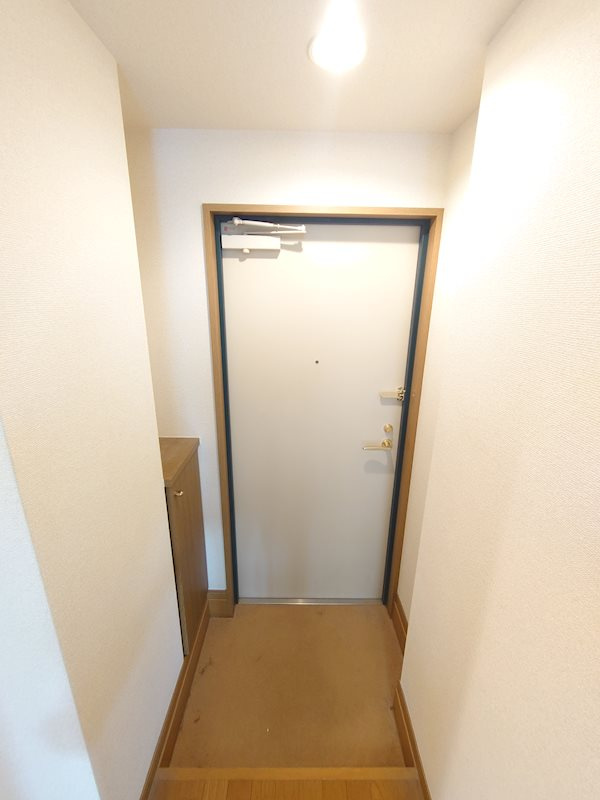 ベルメゾン自由が丘の玄関