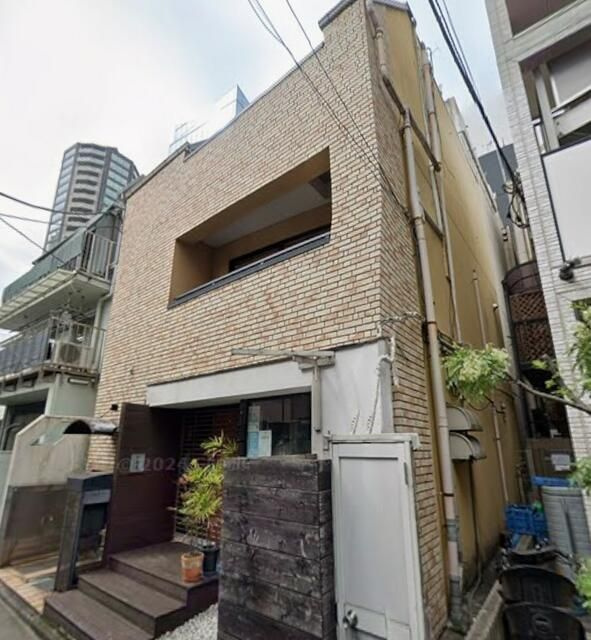 クレスト六本木Ⅱの外観
