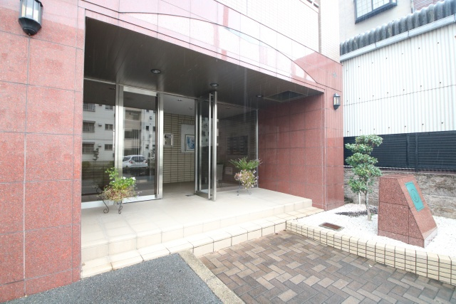 【エントランス】レージュ高道