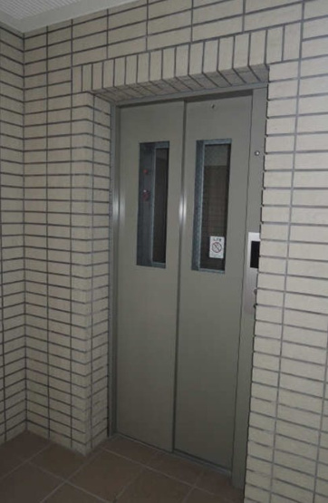 【ロビー】レージュ高道