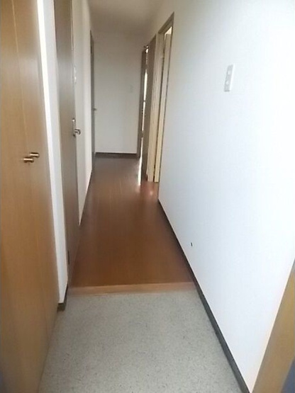 【玄関】レージュ高道