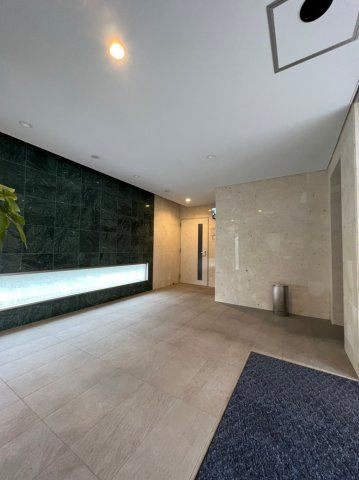ルーエ金山　名古屋市賃貸　仲介手数料無料のロビー|同物件別部屋