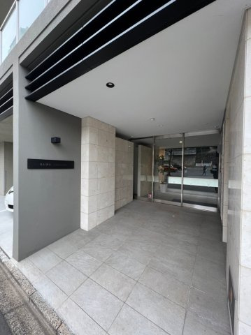 ルーエ金山　名古屋市賃貸　仲介手数料無料のエントランス