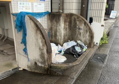 【設備】 | クリオ淵野辺参番館 | 共有部分は、住民なら誰もが使える設備のこと。例えば駐車場やエレベーター、インターネット設備、セキュリティ設備などがあります。他にも、マンションの廊下・外部階段やエントランス・ゴミ置き場などがあります。