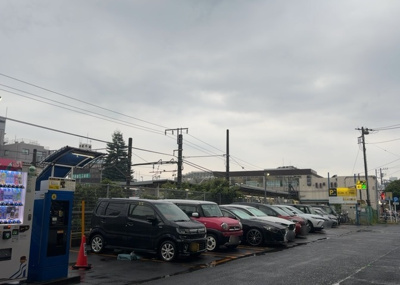 【展望】 | クリオ淵野辺参番館 | 眺望の良さを楽しめるダイニングキッチンで家族団らんの時間を過ごしてはいかがでしょうか。バルコニーから見える景色を家族で眺める時間は、時間が経つのを忘れてしまいそうですね。是非、現地を見に行きましょう！
