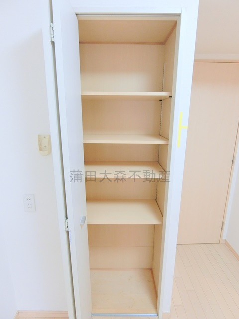 プリムローズ蒲田センタープレイスの収納|リビングの棚収納