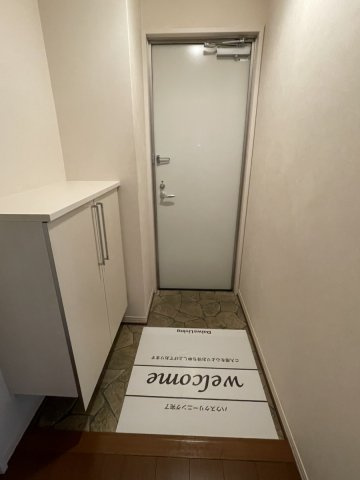 ホームタウンICHITA　の玄関