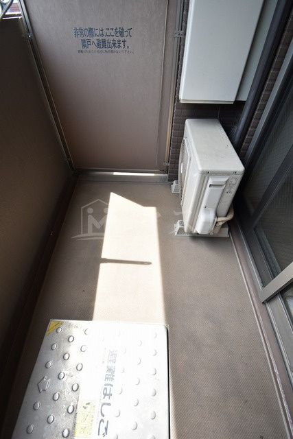 エスライズ本町東のバルコニー