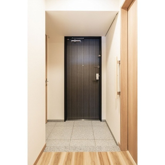 【玄関】 | メトロステージPLUS中野弥生町