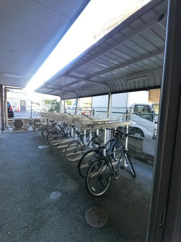 リリーパレスナルシマⅢのその他共用部分