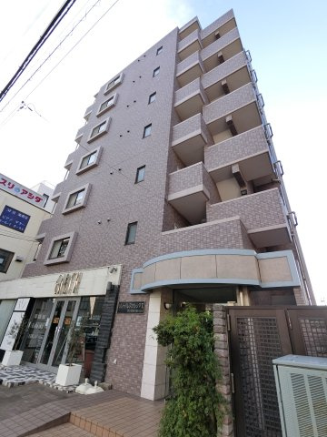 リリーパレスナルシマⅢの外観