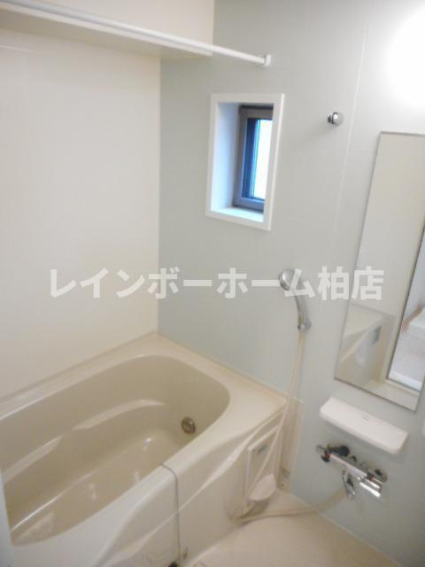 【仲介手数料：50％OFF】対象物件！の浴室|追い焚き機能・浴室乾燥機があります