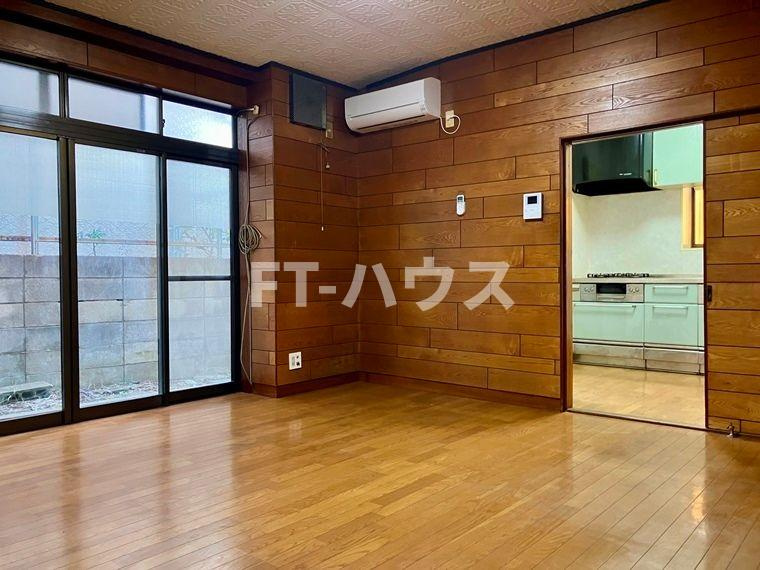 三山戸建の寝室