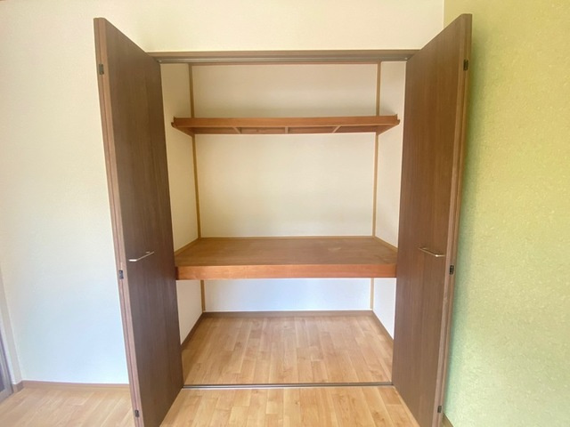 宗像市日の里３丁目のアパートの収納