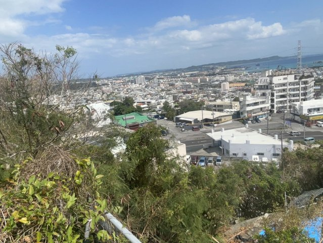 沖縄市大里１丁目の売地の周辺