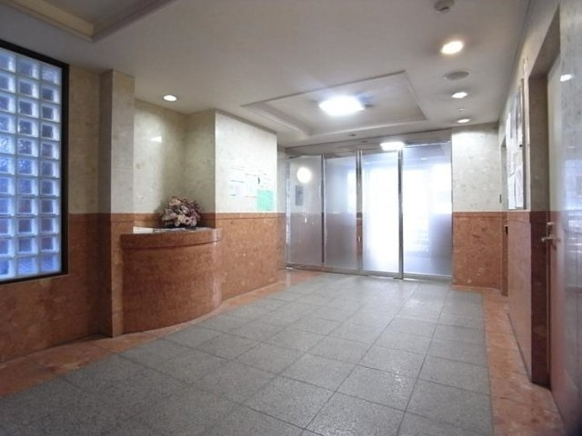 メインステージ茅場町のロビー