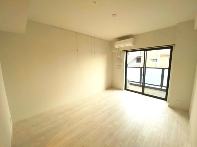 パークアクシス名古屋山王　名古屋市賃貸　仲介手数料無料の居間・リビング|同物件別部屋