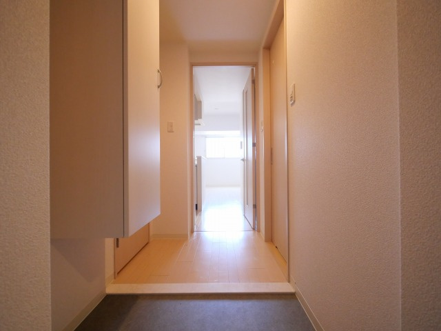 OCEAN松屋町の玄関