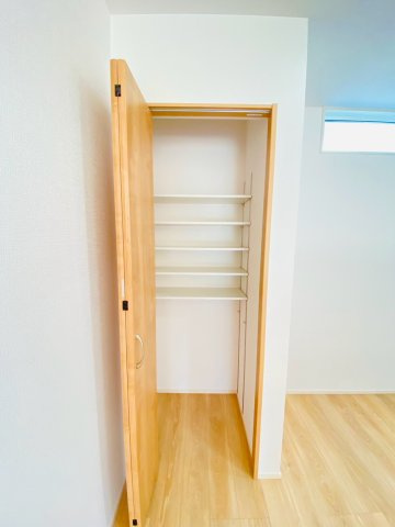 南区白藤１丁目／２号棟の収納