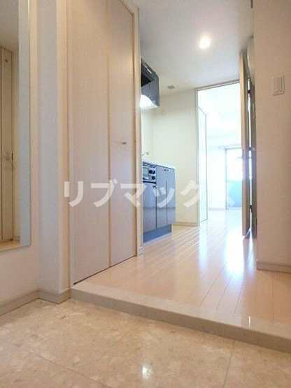 【玄関】グランド・ガーラ横濱万世町