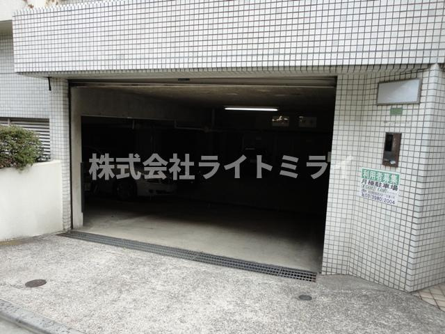 ＷＯＯＤＥＮ　ＢＥＬＬ（ウッデン　ベル）のエントランス
