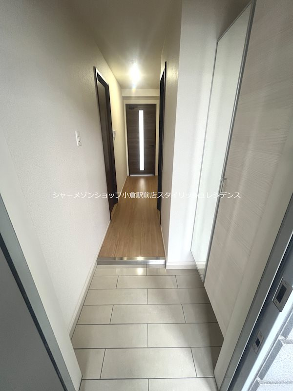 ZEGUNAのエントランス