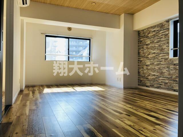 柏芳ビル参号館の内装