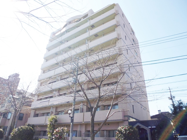 ルミエール西が丘の外観|タイル貼りの綺麗なマンションです！