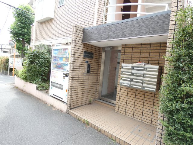 【エントランス】