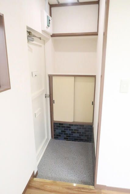 西五反田5丁目マンションの玄関