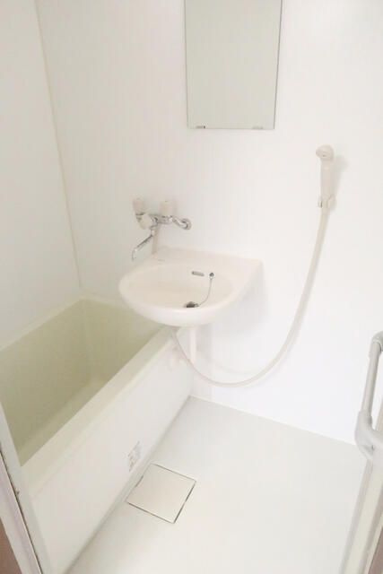 西五反田5丁目マンションの浴室