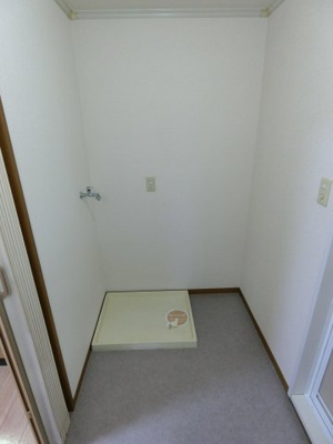 【洗面所】 | クレールパストラルA棟 | イメージ203号室の写真（反転あり）