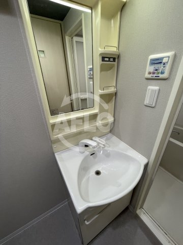 アスリート本町リバーウエストの洗面所|アスリート本町リバーウエスト　洗面台